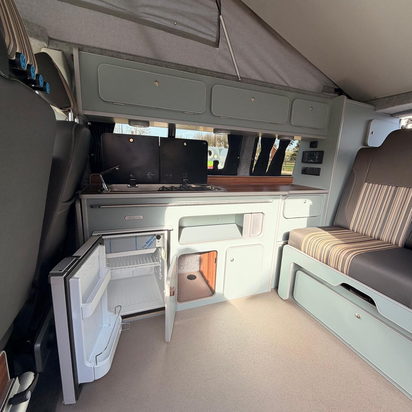 2021 Volkswagen Transporter T28 2 0 TD 4 Berth 5 Belted Camper King Conversion