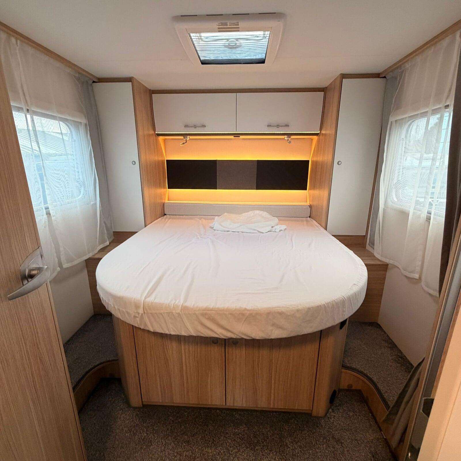 2022 Dethleffs Sunlight T69S 2 Berth Motorhome