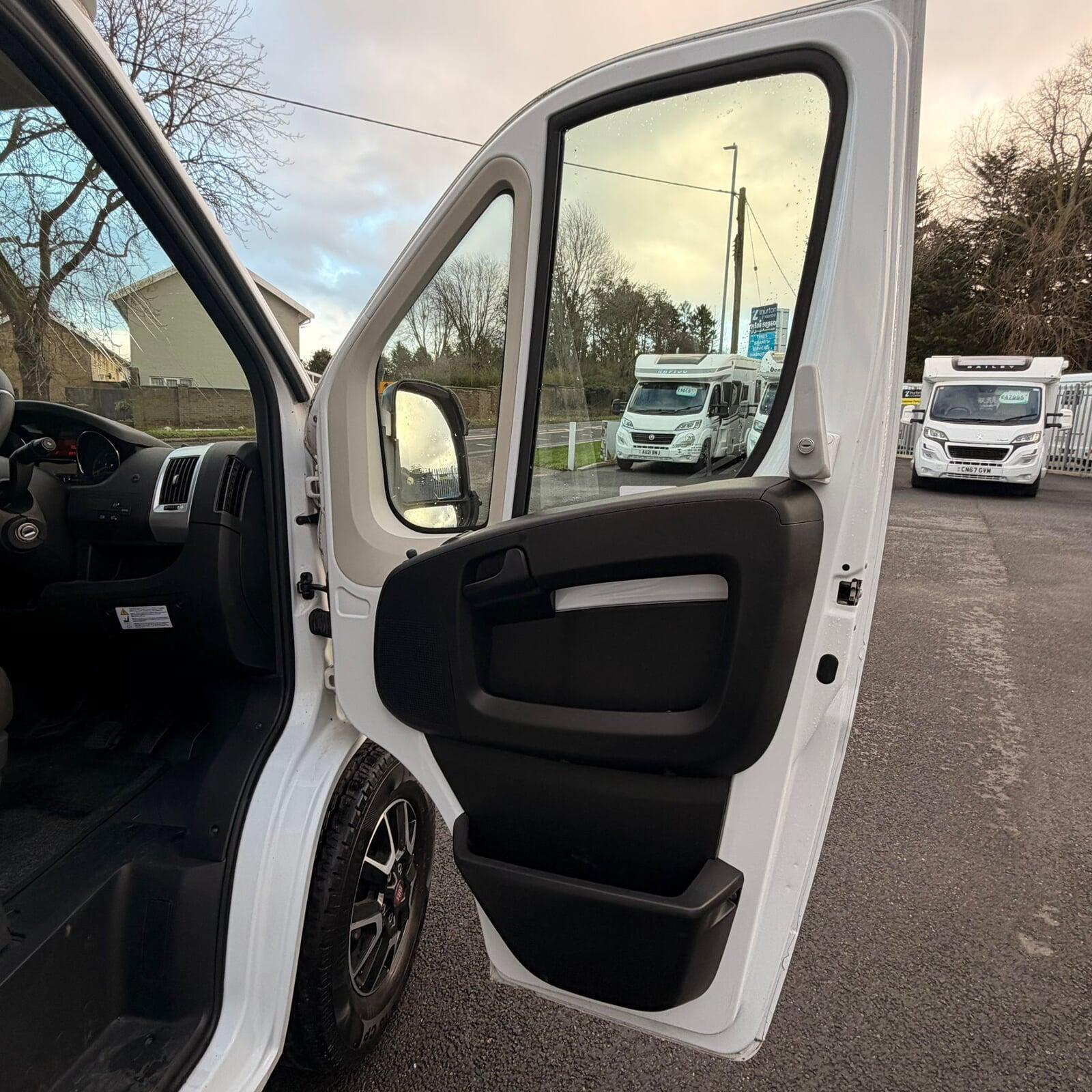 2022 Dethleffs Sunlight T69S 2 Berth Motorhome