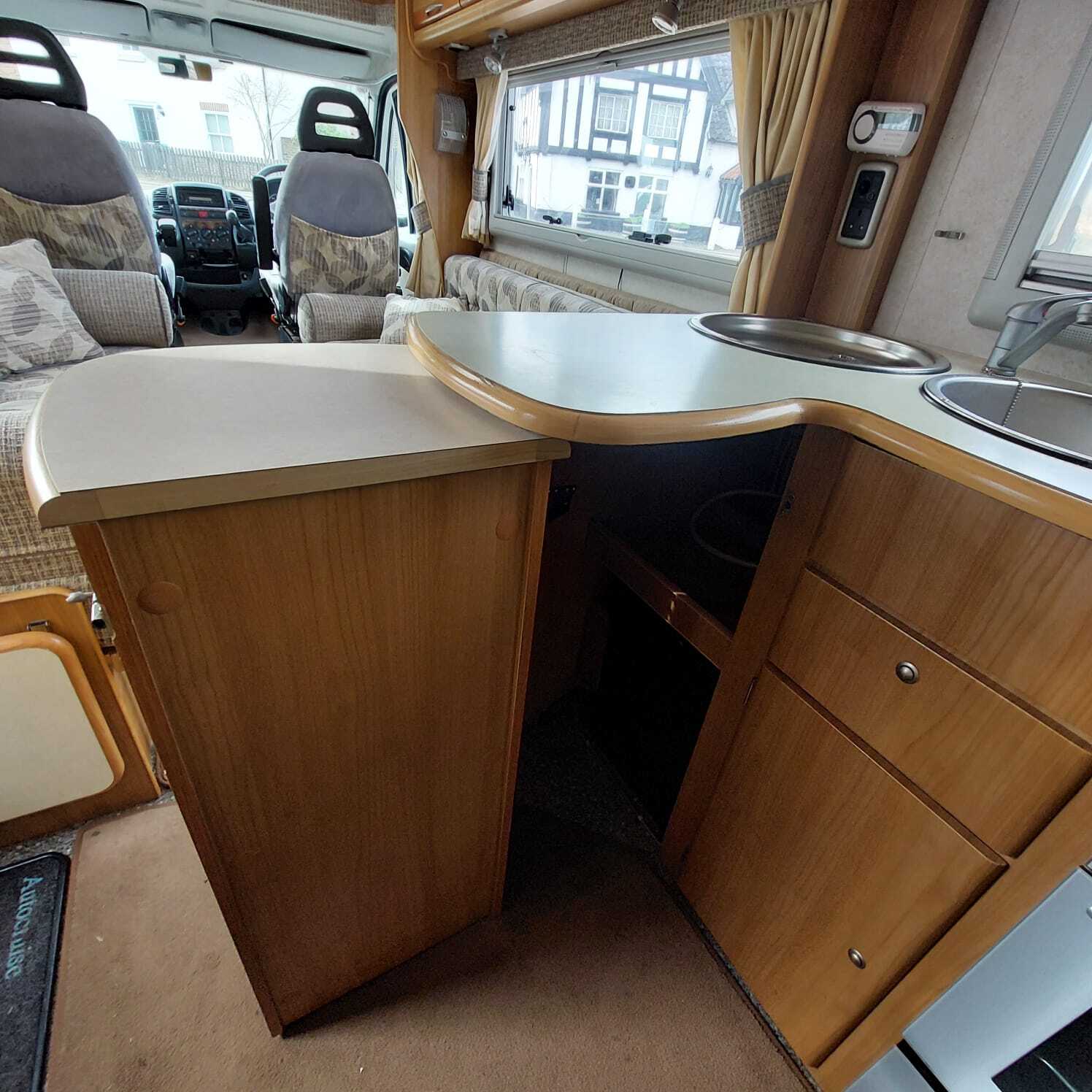 Auto Cruise Starburst 2 berth Motorhome