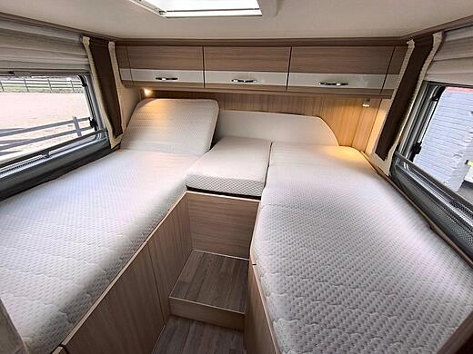 Burstner Nexxo T690 3 Berth 4 Belted Motorhome