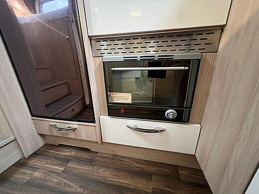 Burstner Nexxo T690 3 Berth 4 Belted Motorhome