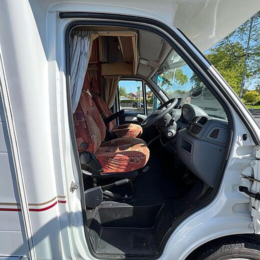 Elddis Sunseeker 100 4 Berth 4 Belted Motorhome