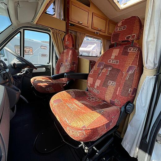 Elddis Sunseeker 100 4 Berth 4 Belted Motorhome