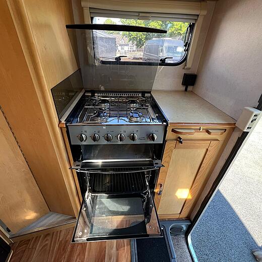 Elddis Sunseeker 100 4 Berth 4 Belted Motorhome