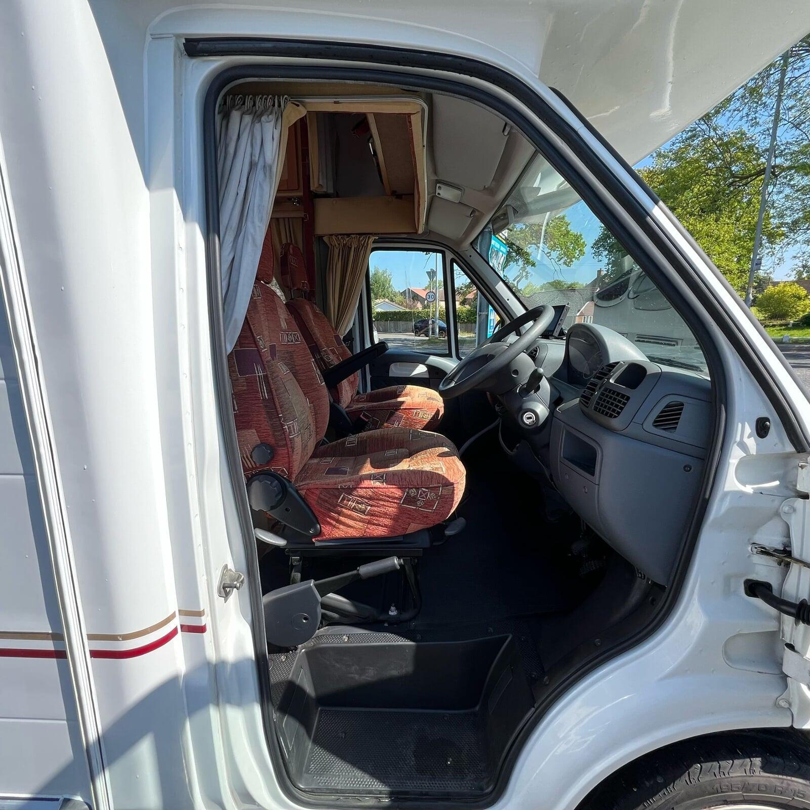 Elddis Sunseeker 100 4 Berth 4 Belted Motorhome