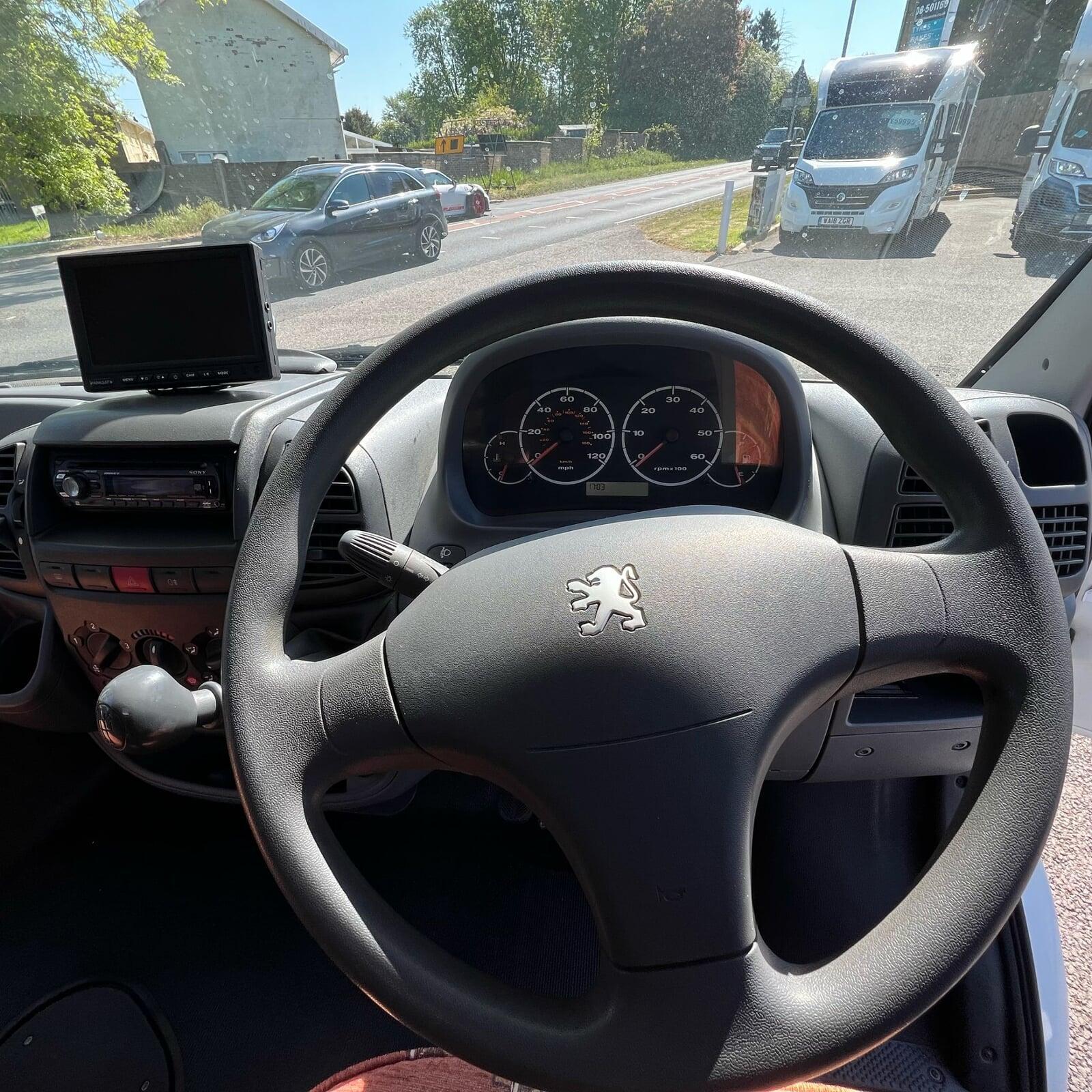 Elddis Sunseeker 100 4 Berth 4 Belted Motorhome