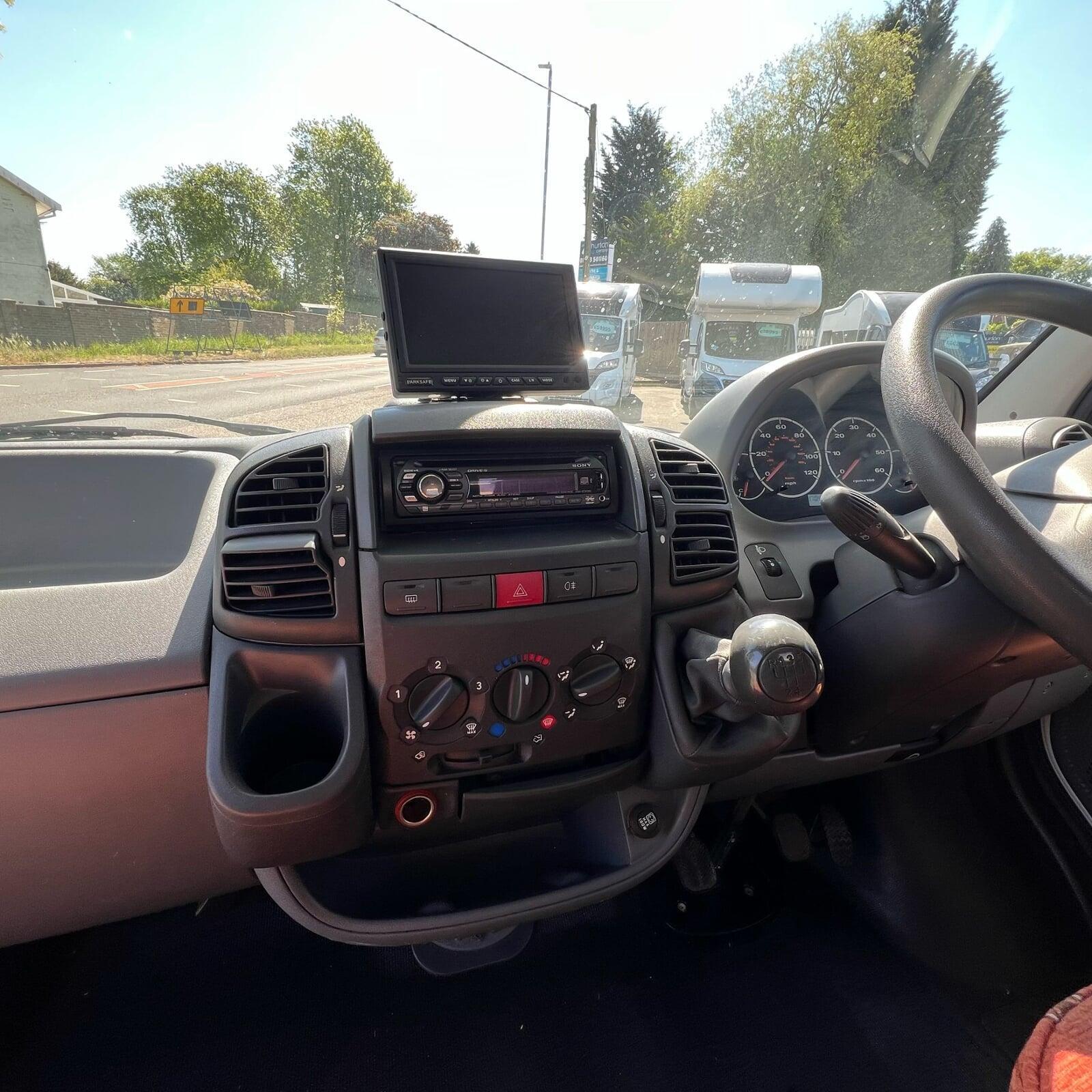 Elddis Sunseeker 100 4 Berth 4 Belted Motorhome