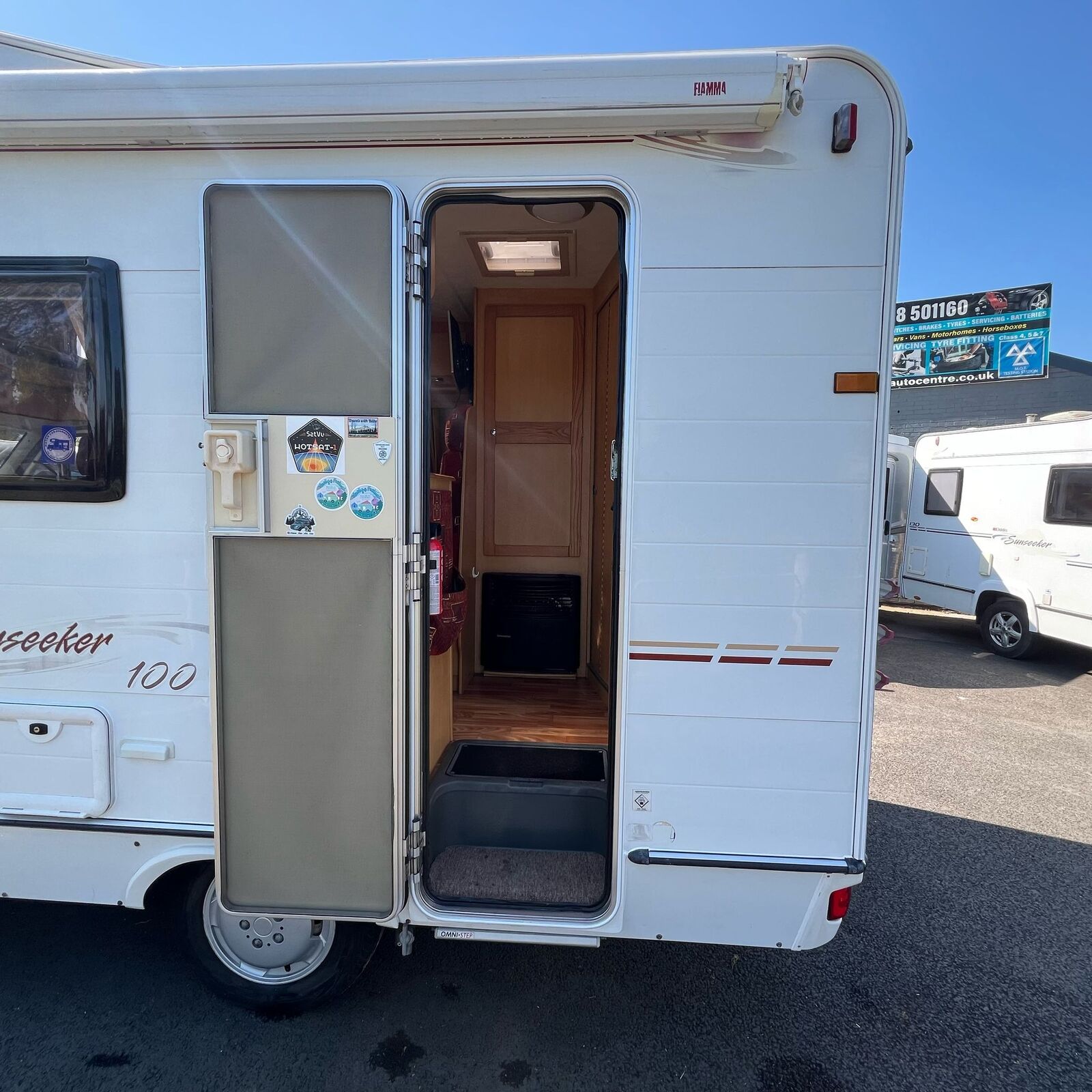 Elddis Sunseeker 100 4 Berth 4 Belted Motorhome