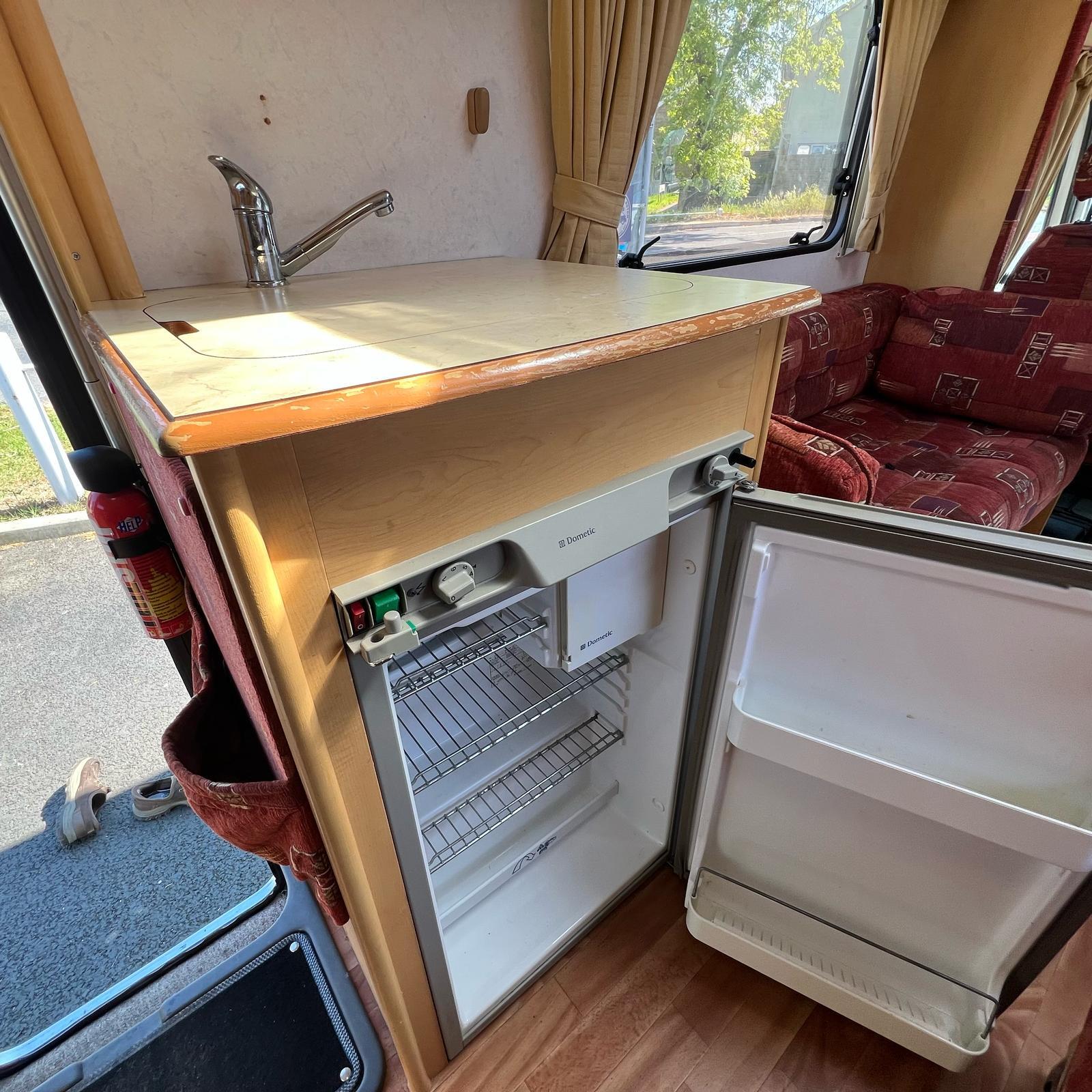 Elddis Sunseeker 100 4 Berth 4 Belted Motorhome