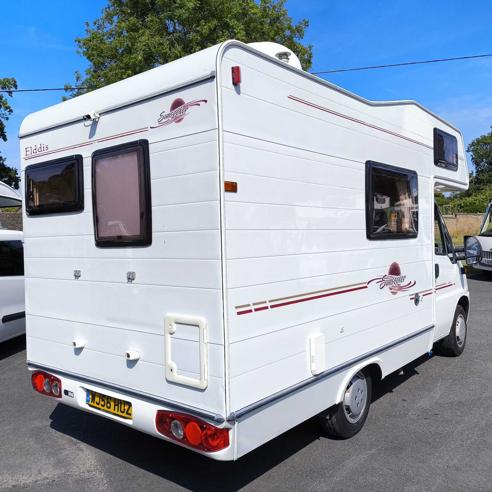 Elddis Sunseeker 100 4 Berth 4 Belted Motorhome