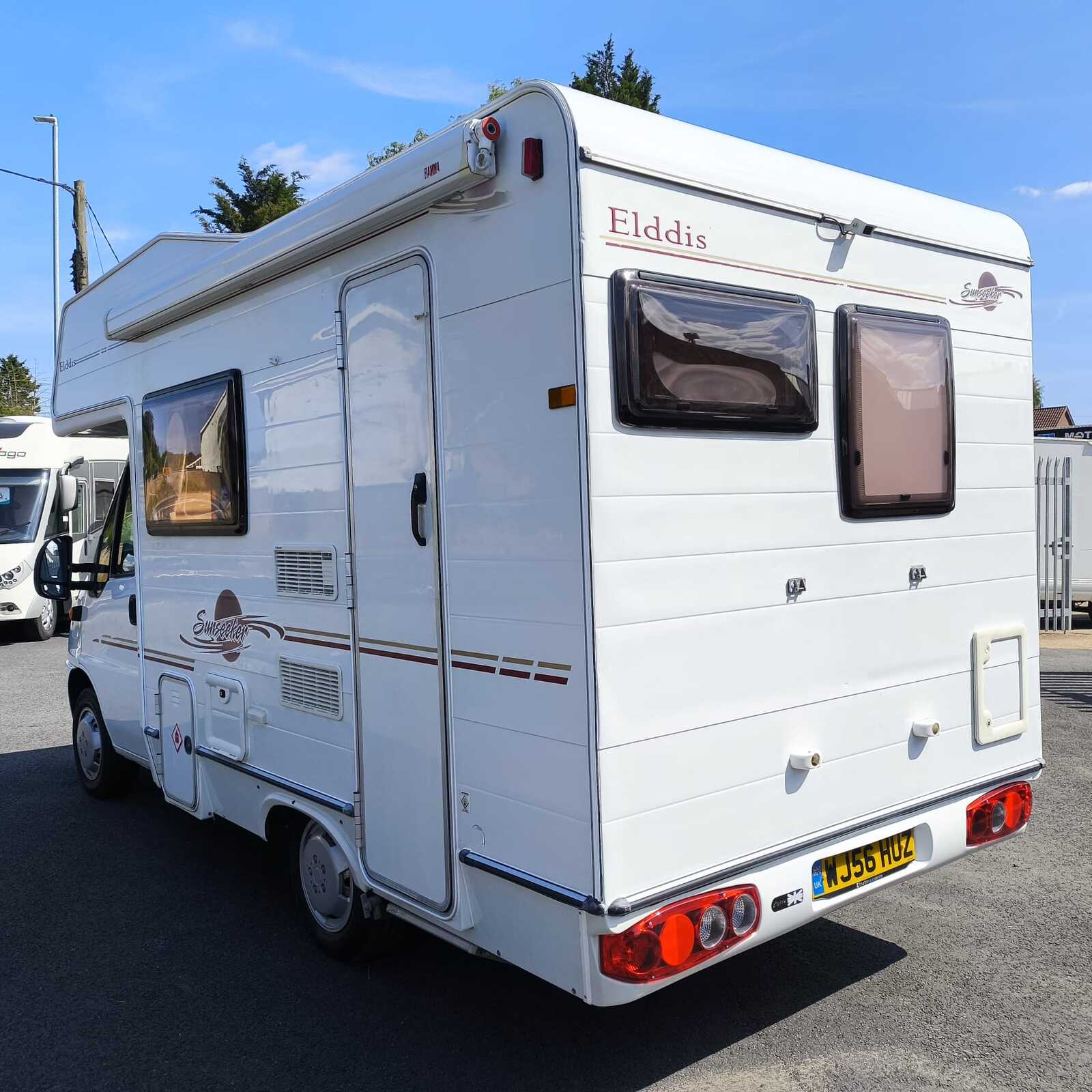 Elddis Sunseeker 100 4 Berth 4 Belted Motorhome