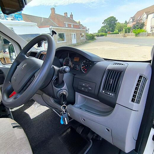 Elddis Sunseeker 130 4 Berth 4 belted Motorhome