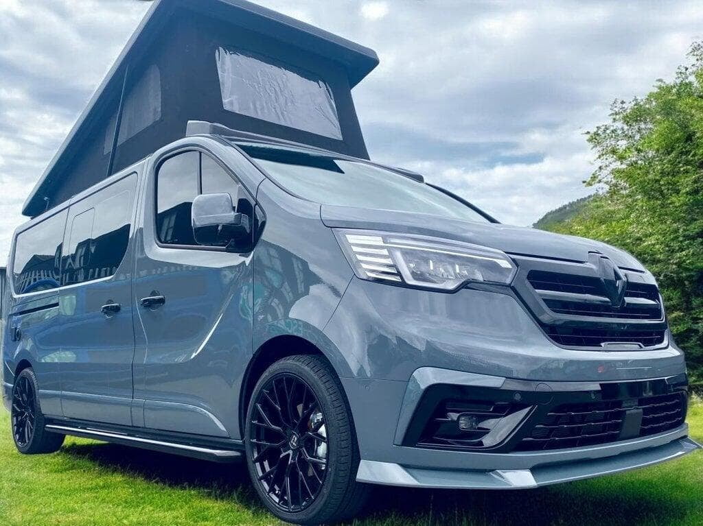 Renault Trafic Crusader LWB Sport Campervan