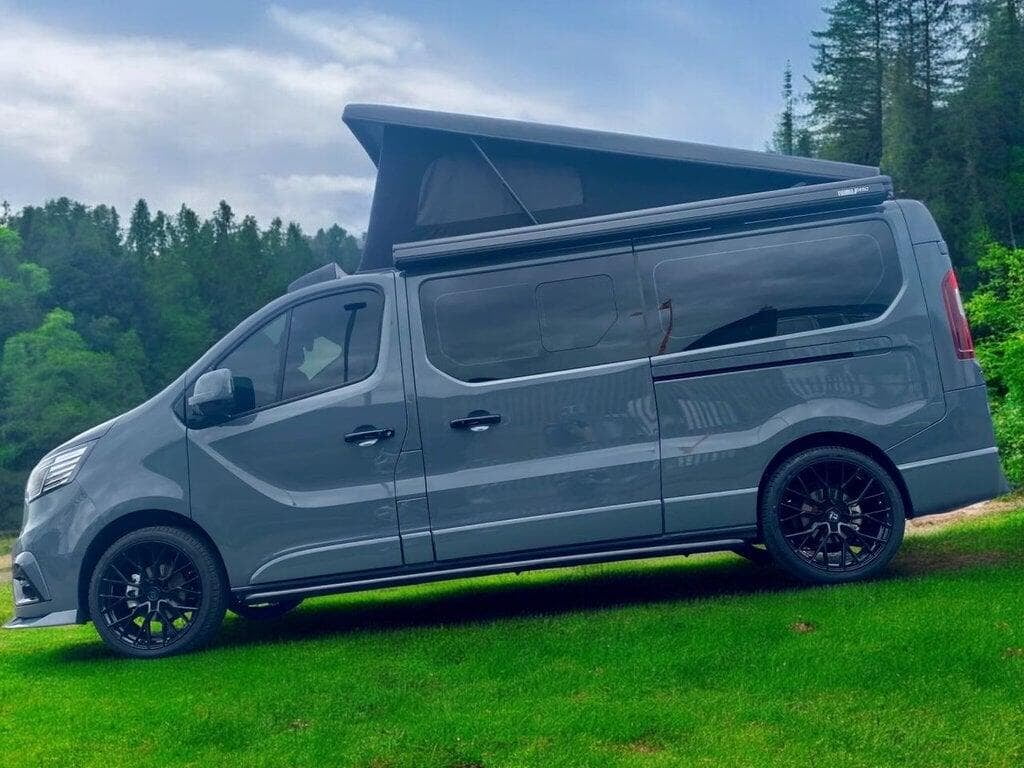 Renault Trafic Crusader LWB Sport Campervan