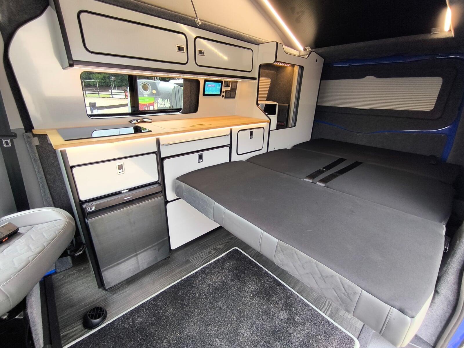 SVO Ultramarine Transit Custom Escape Apex Campervan