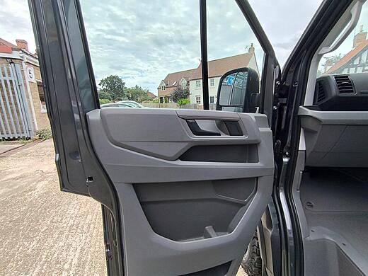 TREK RV Grand Tourer 4 berth VW Crafter campervan