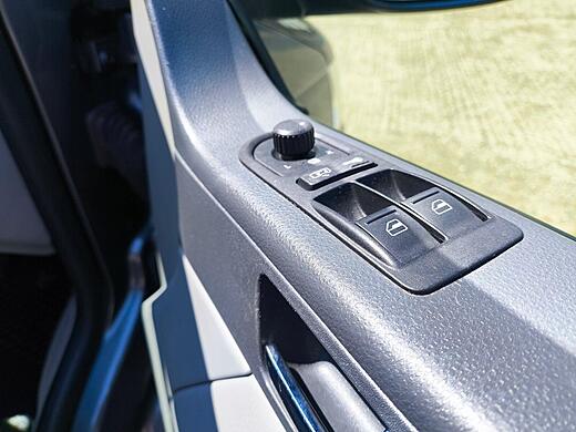 2014 Volkswagen T5 Caravelle  BiTDI 180 BMT Executive Automatic DSG