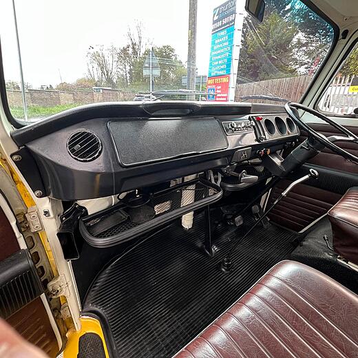 VW T2 Transporter Classic Bay Window 8 Seat Mini Bus