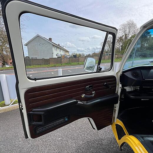 VW T2 Transporter Classic Bay Window 8 Seat Mini Bus